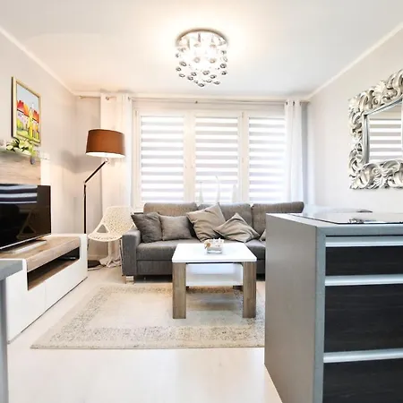 Apartament Dworcowa Apartment *